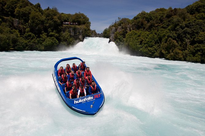 Hukafalls Jet Boat Ride in Taupo - Why Huka Falls Works So Well From a Jet Boat
