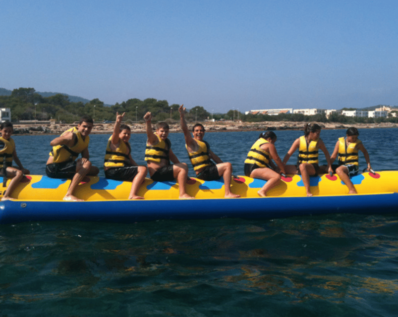 Ibiza: Banana Boat. Pure Adrenaline - The safety briefing and free equipment