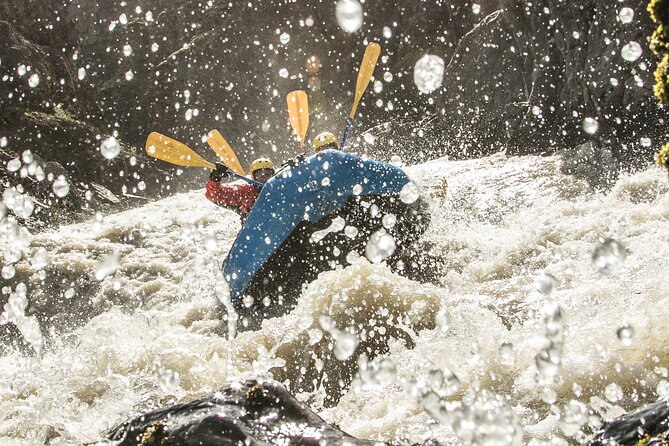 Iceland’s Top Grade 4 Rafting – Drysuit, Canyon & Adrenaline - Guides, kayakers, and the safety culture