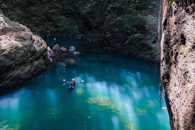 Intermediate canyoning trip in Bali "Aling Canyon" - Lunch, footage, and the return to Bali