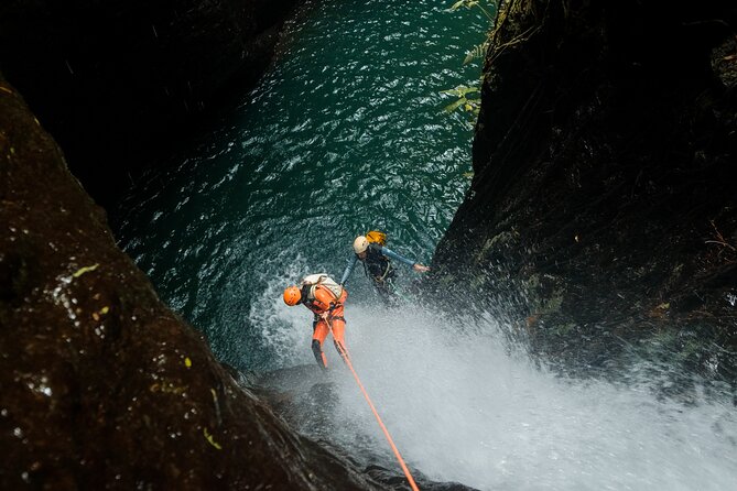 Intermediate canyoning trip in Bali "Aling Canyon" - The approach hike and the first canyon views