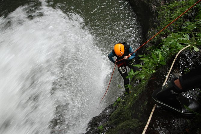 Intermediate canyoning trip in Bali " Samba canyon " - The approach hike and the first view into the gorge
