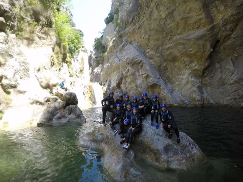Iz Omisa: Extremni Canyoning na rijeci Cetini/ Free photos - A practical choice for a hot Omiš day