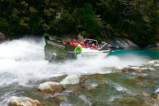 Jet Boat and Wilderness Walk Tour from Wanaka - Why the small group makes a difference