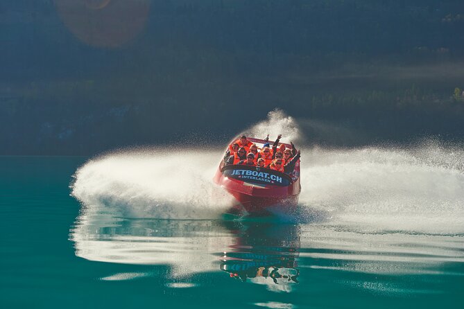 Jetboat Interlaken - Arriving at JetboatAm Quai in Bönigen