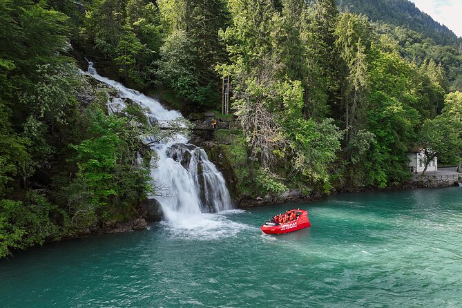 Jetboat Interlaken - Who will enjoy this most