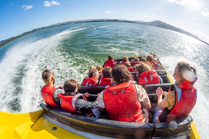 Katoa Jet Boat tour on Lake Rotorua - What the experience feels like for different age groups