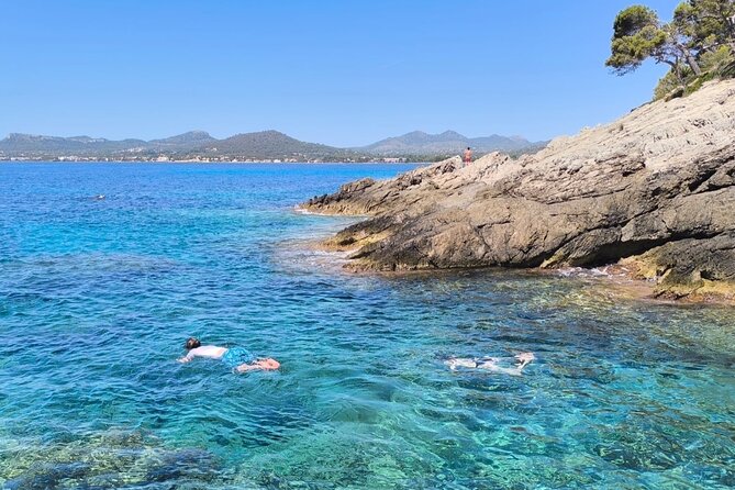 Kayak Tour with Caves, Snorkeling and Picnic (+ Cliff Jump) - Guides, equipment, and group size