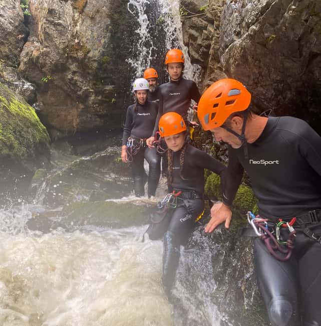 Kelowna: Adrenaline Canyoning Tour - How the four hours unfold