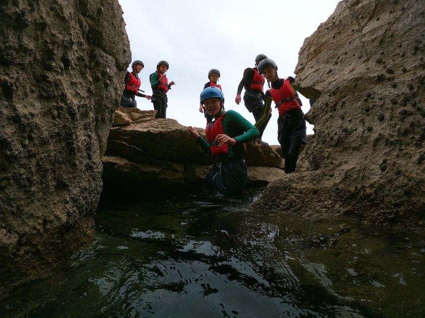 Kids Version - Coasteering with snorkeling: Algarve - The short walk after the water