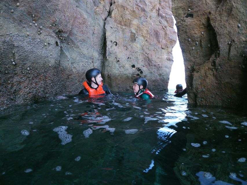 Kids Version - Coasteering with snorkeling: Algarve - What the $76 price includes