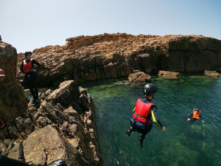 Kids Version - Coasteering with snorkeling: Algarve - Who should book this family coasteering trip