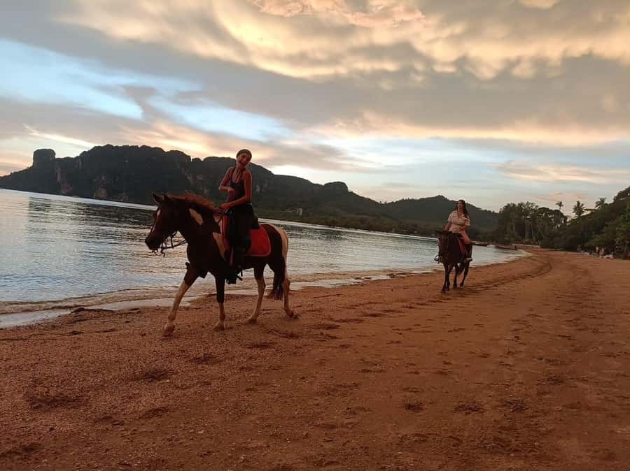 Krabi Horse Riding on the Beach and atv Extreme - What the tuk tuk transfers add