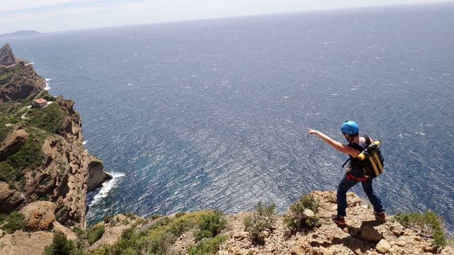 La Ciotat: Half-Day Trou Souffleur Rappel & Abseil Adventure - Weather, fitness, and who should book