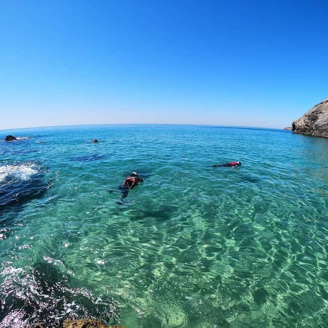 Lagos: Algarve Coasteering and Snorkeling Adventure - Who should book this adventure?
