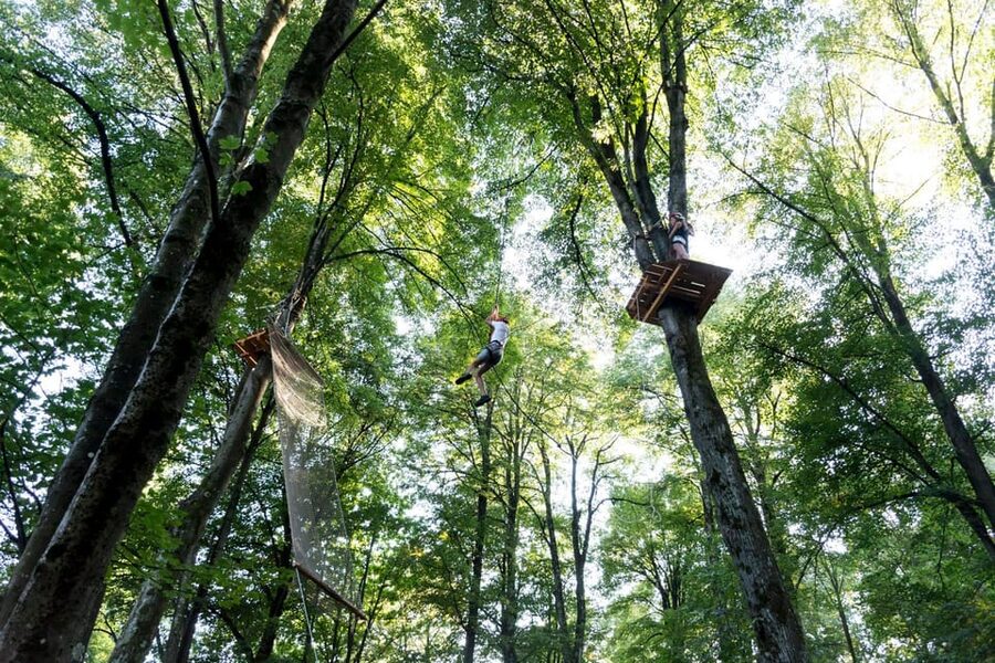 Lake Como Adventure Park Day Access - Taking breaks in the natural setting