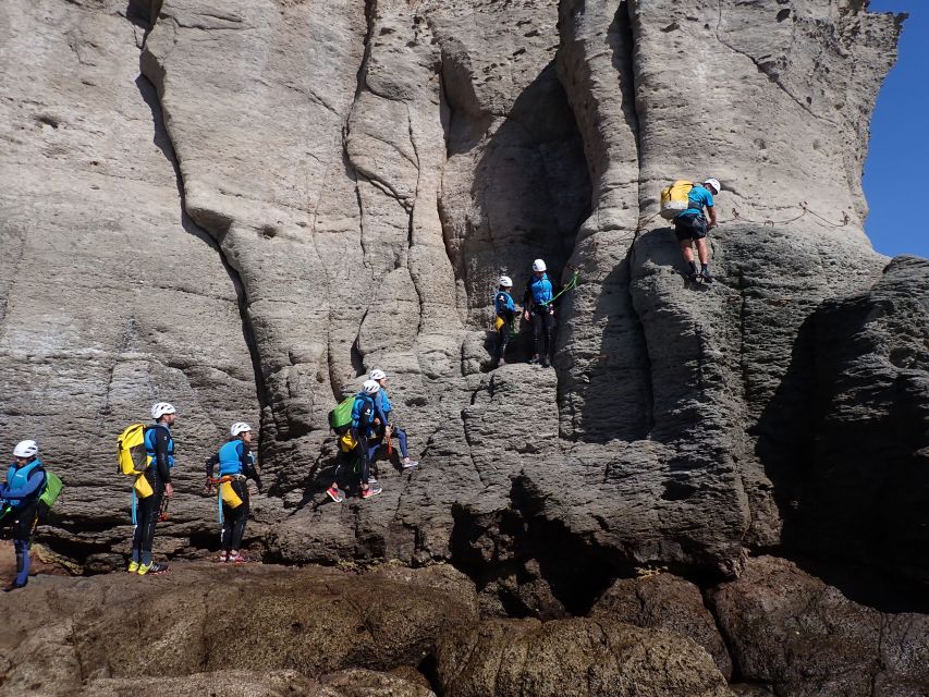 Las Palmas: Coastering, Via Ferrata, Water Jumping & Snorkel - From Medio Almud Beach to the First Cliff Section