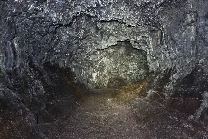 Lava Tunnel & Caving Adventure - Thomas and the guiding style