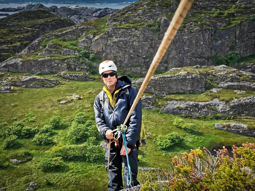 Lofoten: Full Day Combo tour, (kayaking and rappelling) - Is $146 good value?