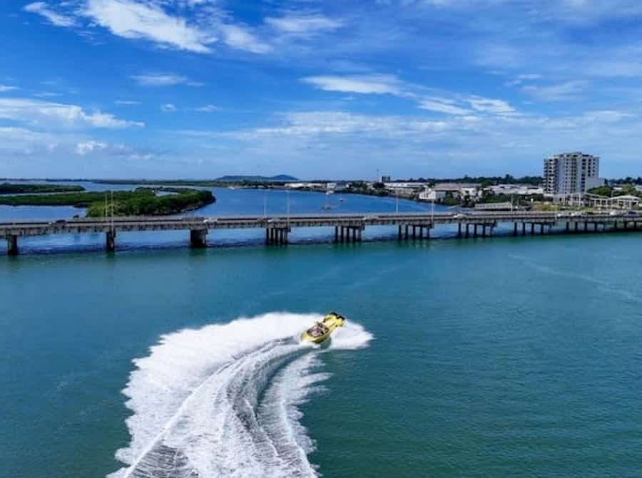 Mackay: Jet Boat Ride: Wettest ride in Aus - The Pioneer River becomes the ride
