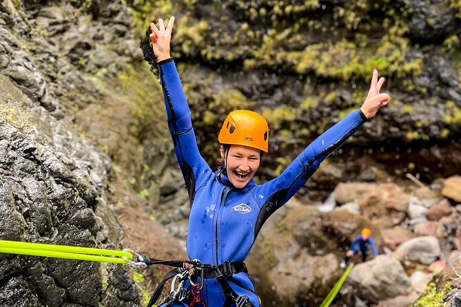 Madeira Canyoning - Beginner - From Funchal to the canyon