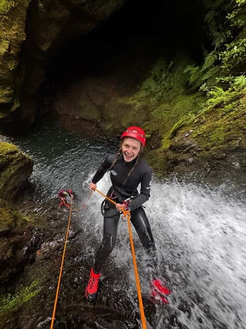 Madeira: Intermediate Canyoning Tour - Small Groups Only - Meeting at Museu CR7 and getting ready