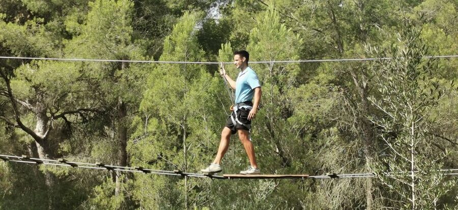 Mallorca: Adrenaline Tree Top Adventure Entry Ticket - Timing your visit in Mallorca