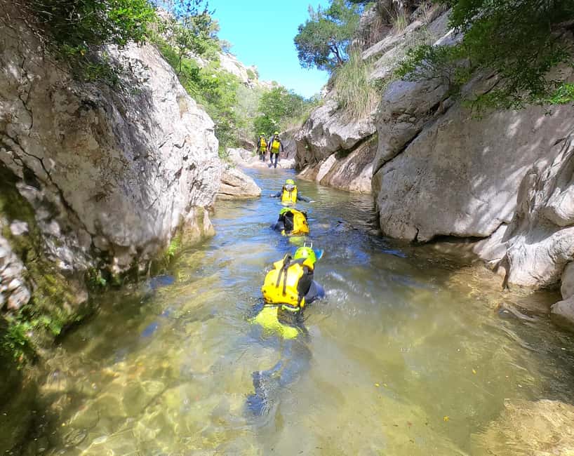 Mallorca: Beginner Canyoning -Level I - The pine-forest walk to Na Mora