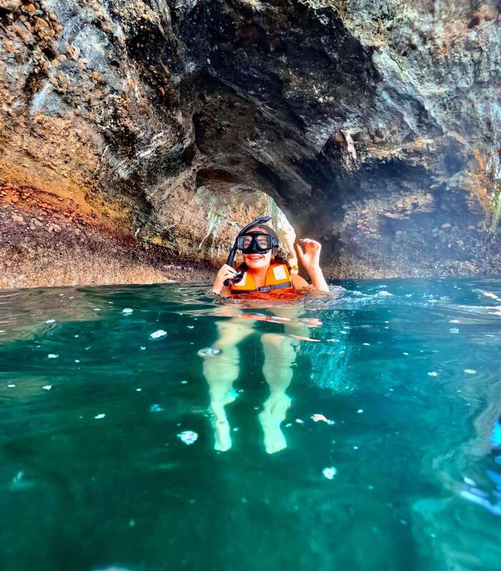 Mismaloya: Snorkeling, Cliff Jumping, and Beach Tour - Forty minutes with a mask and snorkel