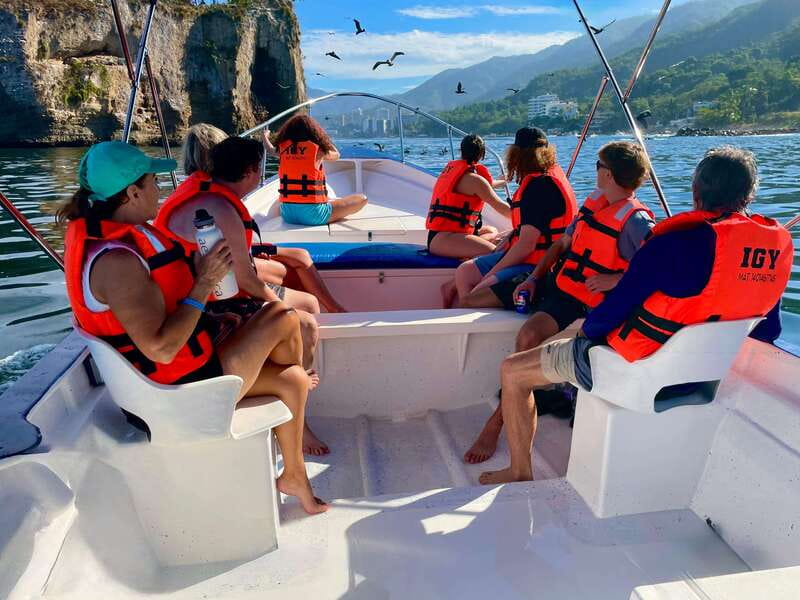 Mismaloya: Snorkeling, Cliff Jumping, and Beach Tour - The 10-minute ride back to Mismaloya