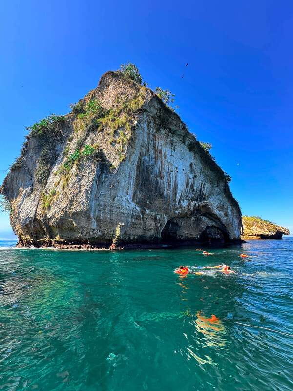 Mismaloya: Snorkeling, Cliff Jumping, and Beach Tour - What the $44 price really buys you