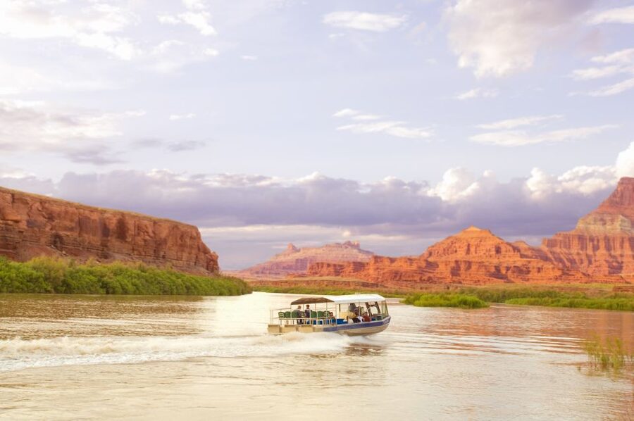 Moab: 1-Hour Express Jet Boat Tour on Colorado River - Starting at 1861 N Highway 191