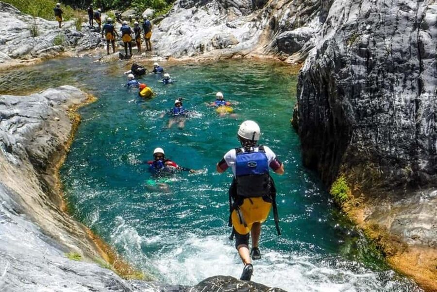 Monterrey: Canyoning + Hiking + Water Jumps + Rappel + Caves - Key points before you book