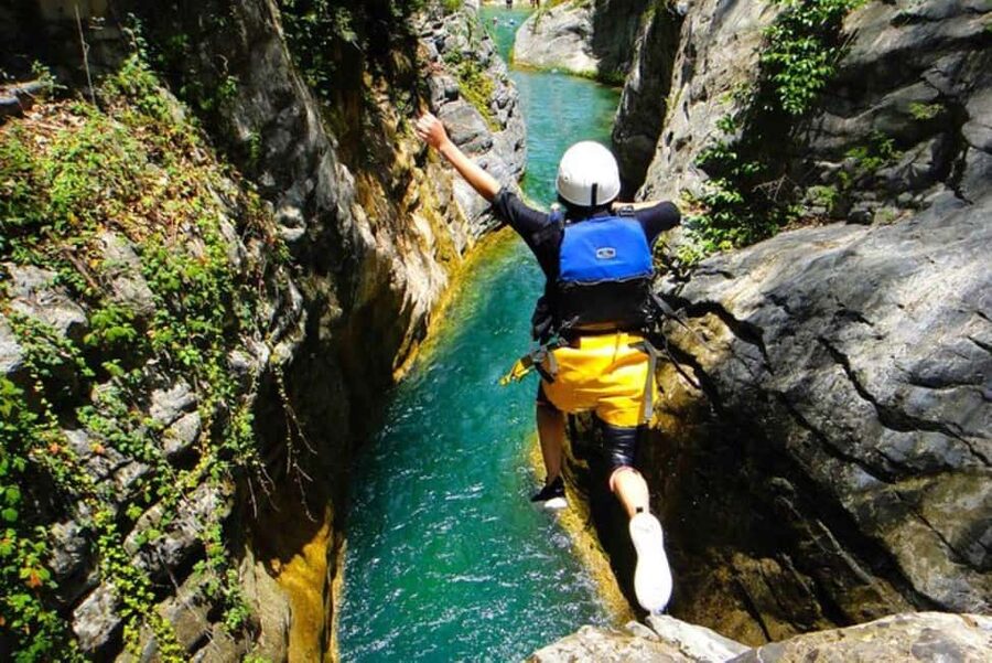 Monterrey: Canyoning + Hiking + Water Jumps + Rappel + Caves - Why Matacanes Canyon feels different from a standard hike