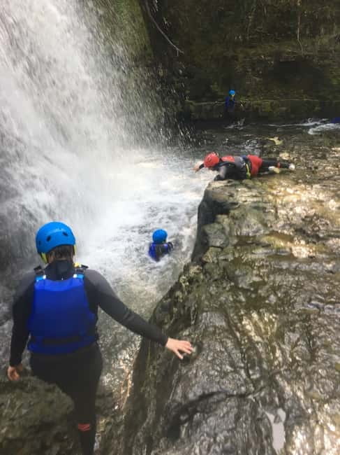 Neath: Canyoning, Gorge Walking & Waterfall Trekking Tour - Four hours inside a Welsh river gorge