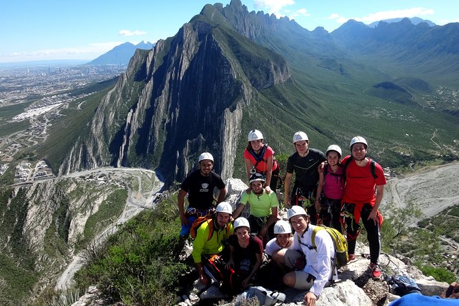 Nido de los Aguiluchos, Monterrey: Hiking + Rock Climbing + 3 Rappels - Metal rungs, cables, and assisted climbing