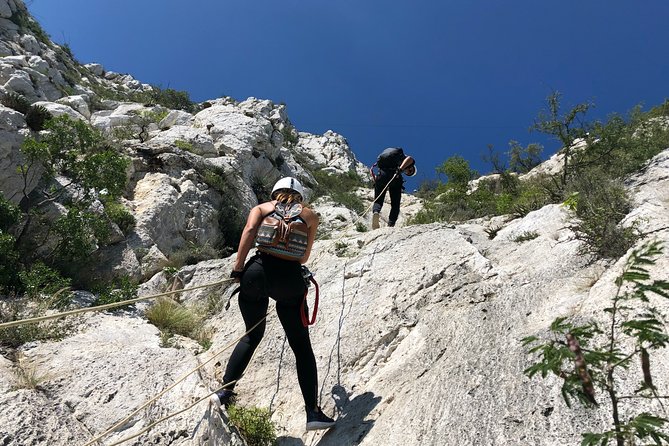 Nido de los Aguiluchos, Monterrey: Hiking + Rock Climbing + 3 Rappels - The summit and the Huasteca views