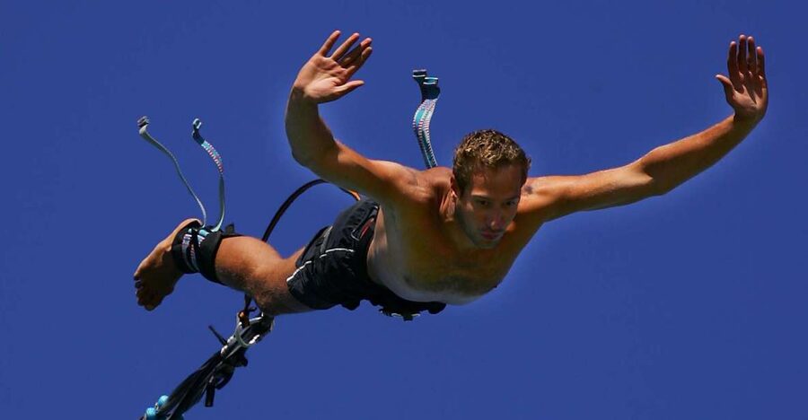 Novalja: Zrce Beach Bungee Jumping Experience - The 55-meter jump over Zrce Beach