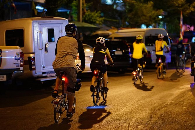 NR-02 KohRattanakosin old town cycling with Loha Prasat,The Giant Swing and more - Starting at Octo Cycling Tours at 5 pm