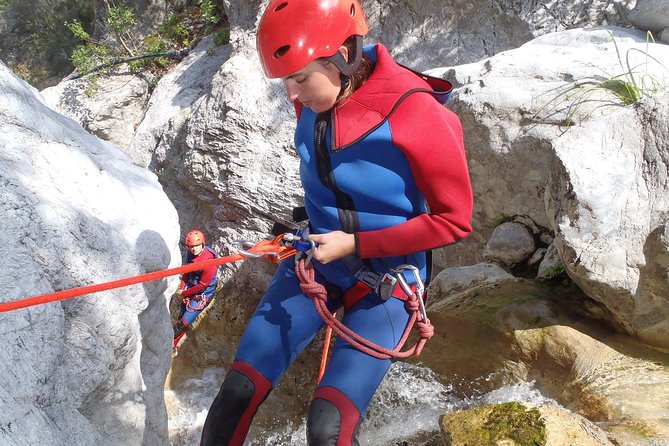 Olympus Canyoning Course: Entry to Intermediate - How the guide and group size affect the day