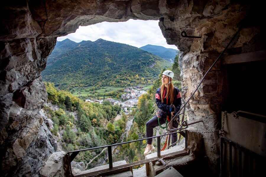 Ordesa, Broto : Via Ferrata K3. Climbing Experience - How to prepare for the three hours