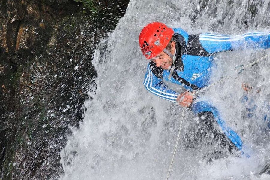 Ötztal: Beginners Canyoning Experience - Waterfalls, narrow walls, and the first rope work
