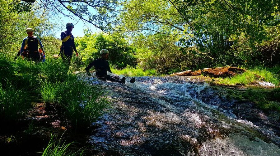 Peneda Gerês: 2.5-Hour Star Canyoning Adventure - Following the Varziela River