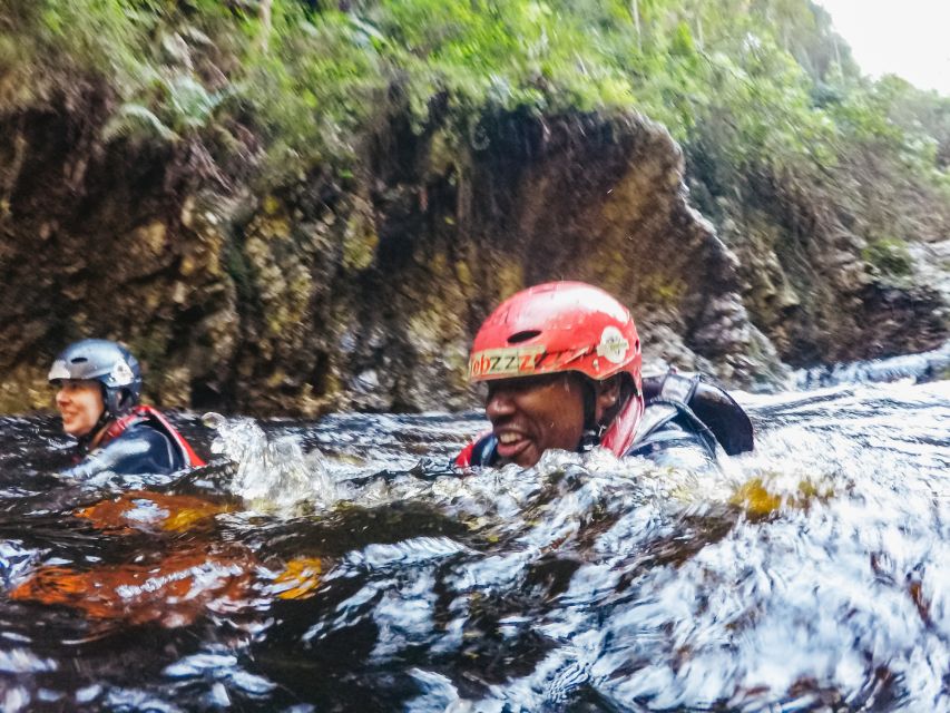 Plettenberg Bay: Canyoning Trip - The Rush waterfall and its rope work