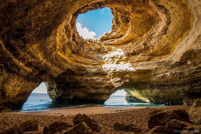 Portimão to Benagil: Adrenaline Wave 90 Minutes Cave Tour - Key points to know before you book