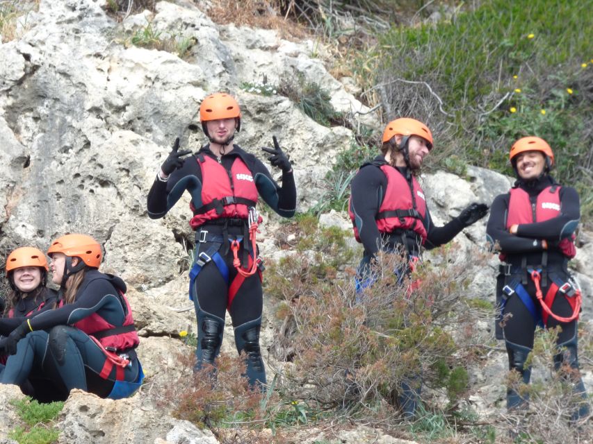Portinho da Arrábida: Coasteering Boat Tour - Sea caves and the Santa Margarida sanctuary