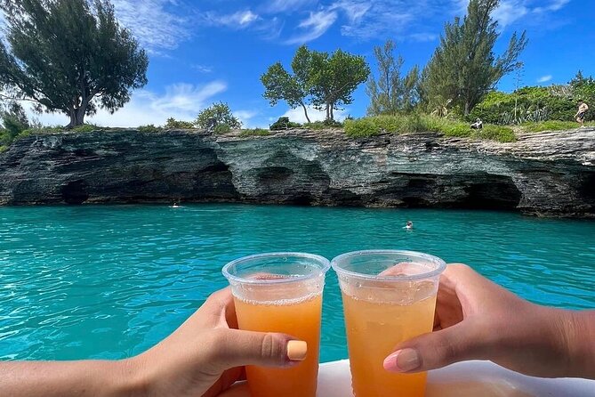 Private Bermuda Boat Charter Cliff Jumping, Islands & Sightseeing - Why this private Bermuda charter feels different