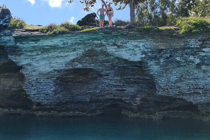 Private Bermuda Boat Charter Cliff Jumping, Islands & Sightseeing - Weather, safety, and what to expect on the day