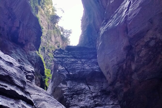 Private canyoning adventure in the Buitreras Canyon - What the included equipment means