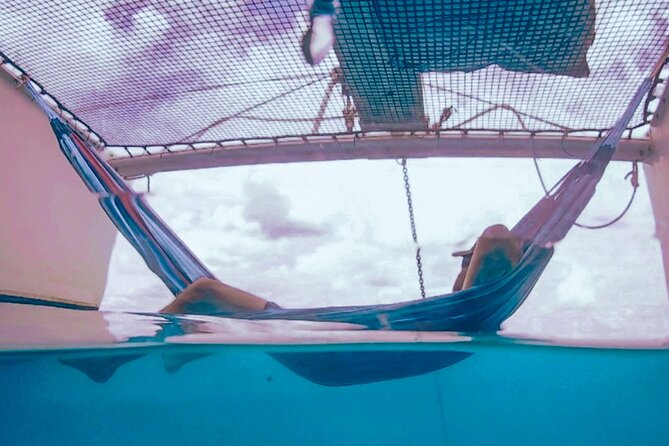Private Catamaran Swim sail snorkel cliff jumping SUP - Key points at a glance